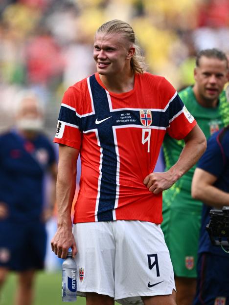 Erling Haaland Fights Back Tears as Norway Knocks Brazil Out of the World Cup with His Heroic Performance