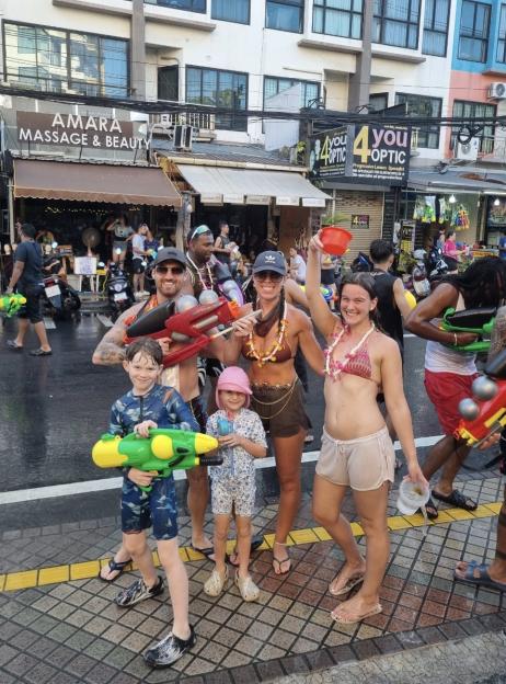 'We quit our jobs and pulled the kids from school to travel the world and stay in five-star hotels  we're doing it all WITHOUT working'