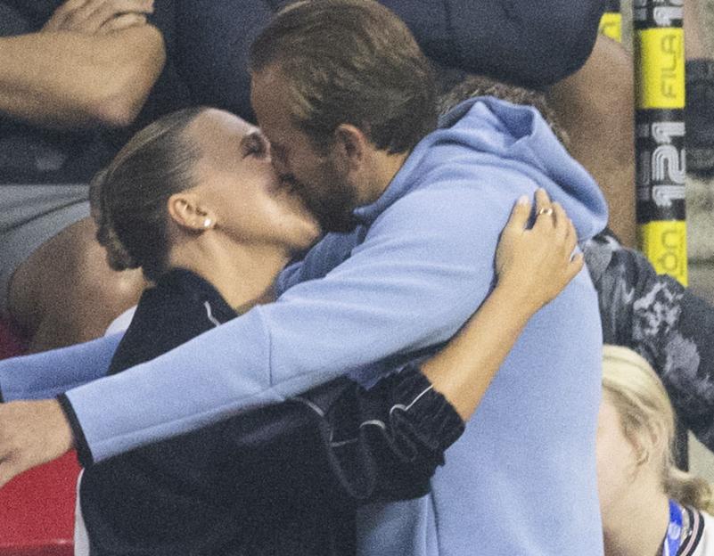 Harry Kane Shares a Sweet Kiss with Wife Kate as Emotional England Players Celebrate with Wags and Families After Thrilling Victory Over Mexico
