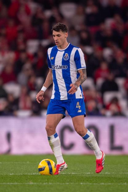 Arsenal Set to Cash In as Defender Eyes Quick European Move