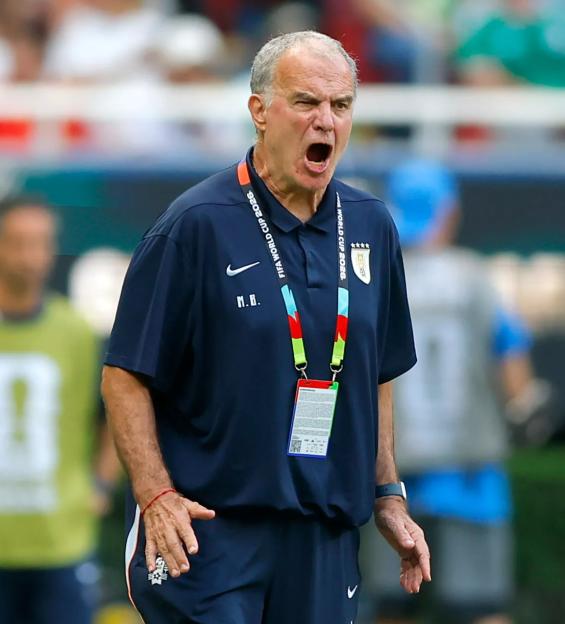 Uruguay Hires Former Man Utd Striker as New Coach After Bielsa's Disappointing World Cup Exit