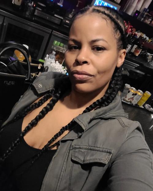 'US Comedian Unveils Her 80s TV Legend Dad—Can You Guess Who It Is?'