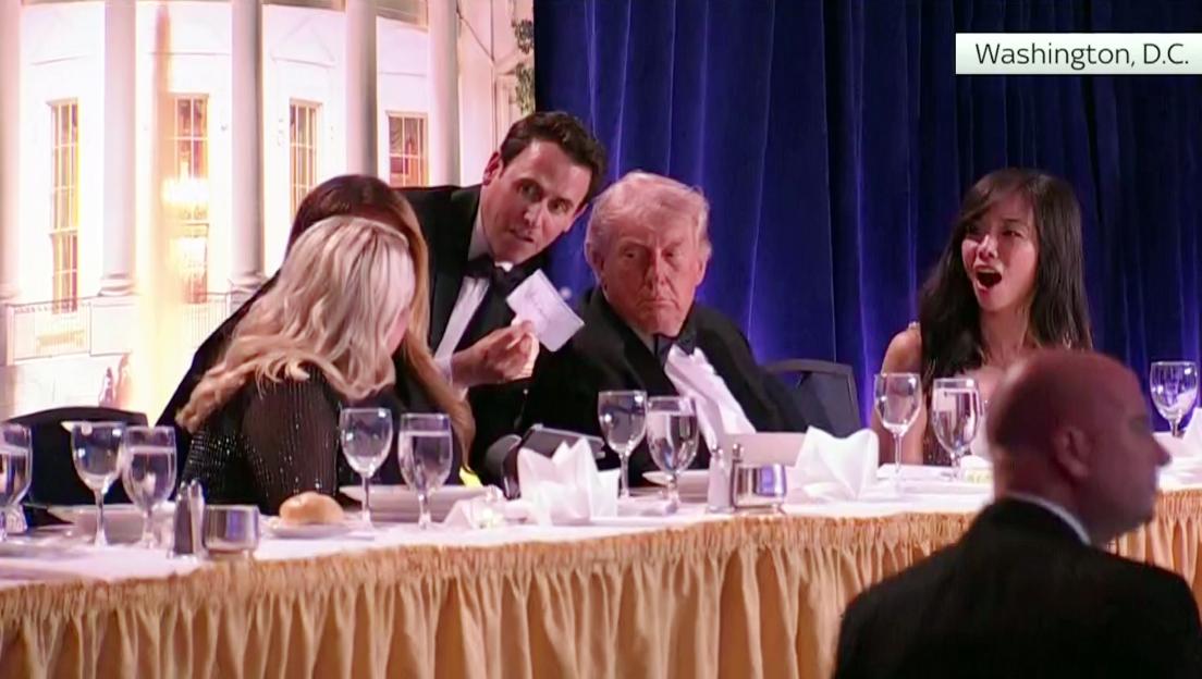 USA: A man shoots at Trump's dinner with reporters and is arrested. A police officer is hit. The president is safe.