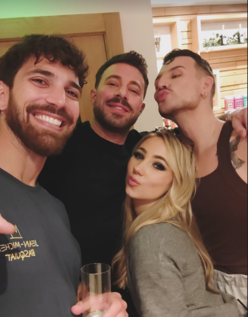 Duncan James and new boyfriend with friends.