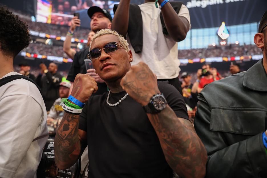 Conor Benn Extends Olive Branch to Eddie Hearn, Expressing Desire to Reconcile in Heartfelt Message