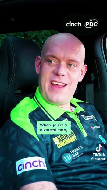 Michael van Gerwen Lightens the Mood with Divorce Joke During Fun Chat with Premier League Darts Rival Gian van Veen