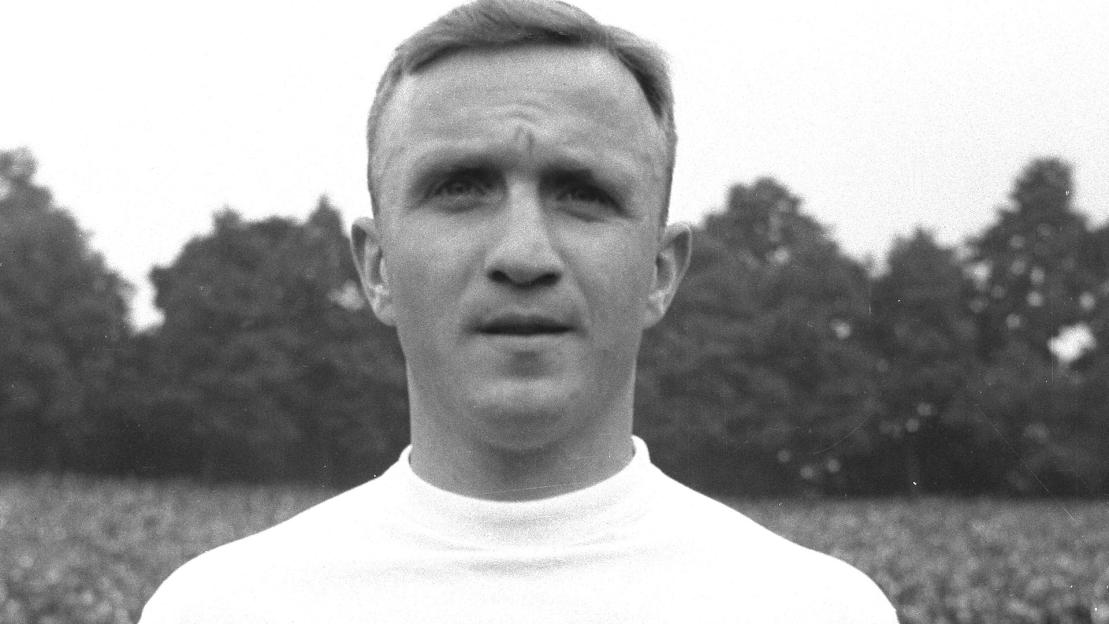 Jose Emilio Santamaría Passes Away at 96: Remembering the Real Madrid Legend as Tributes Flood In