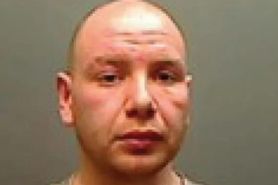 Urgent Manhunt Underway for Escaped Prisoner Serving 23 Years for Attempted Murder—Police Urge Public: 'Do Not Approach'